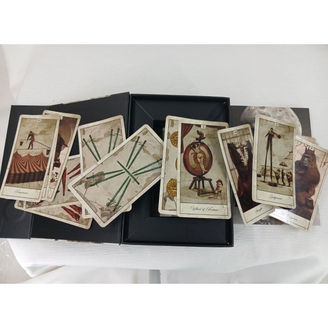 Карты Таро Ужасный Цирк - Horror circus tarot deck