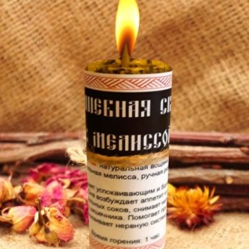 Свічка воскова з мелісою